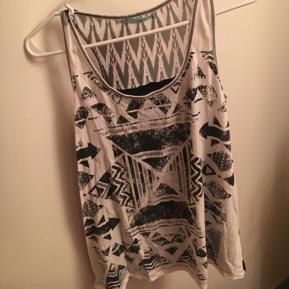 Maurice's Aztec Tank